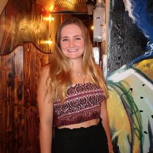 Meet your Posher, Ella